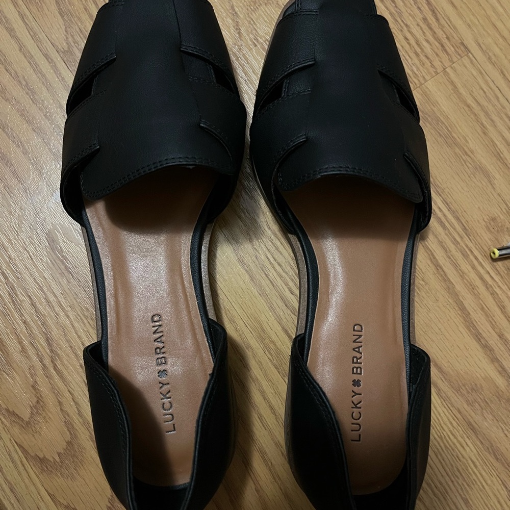 Lucky Brand Size 8.5 flats